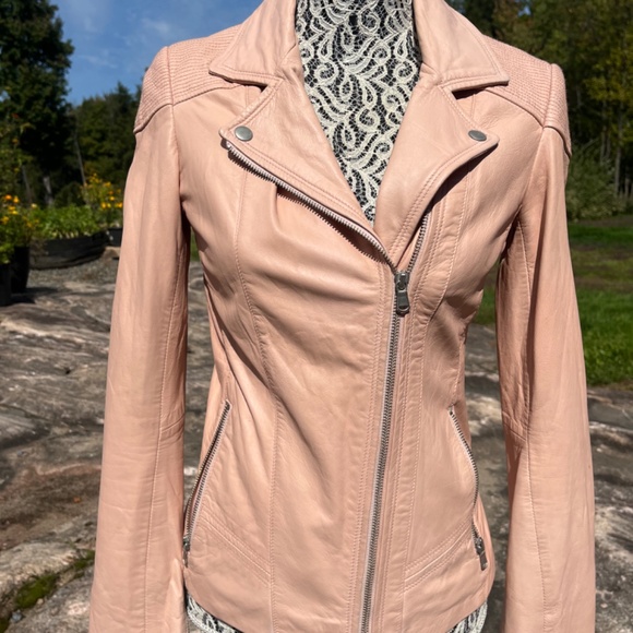DANIER Women’s cream Leather Jacket - Picture 3 of 8